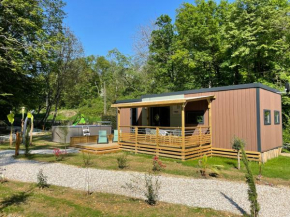 Vinéa Cottages - Hébergements Touristiques, Terrasse et Piscine privative